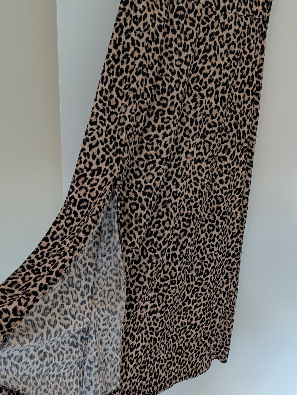 Jessica Simpson Leopard Print Maxi Skirt in Beige and Black - Picture 3 of 7